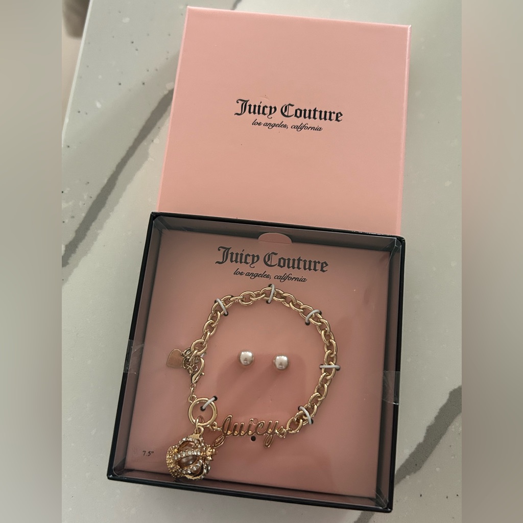 Viral Juicy Couture Gold Crown Charm Bracelet And Pearl Stud Jewelry Set 45$